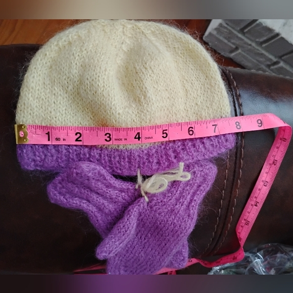 Kid's Hat/Mittens Set - Picture 4 of 7